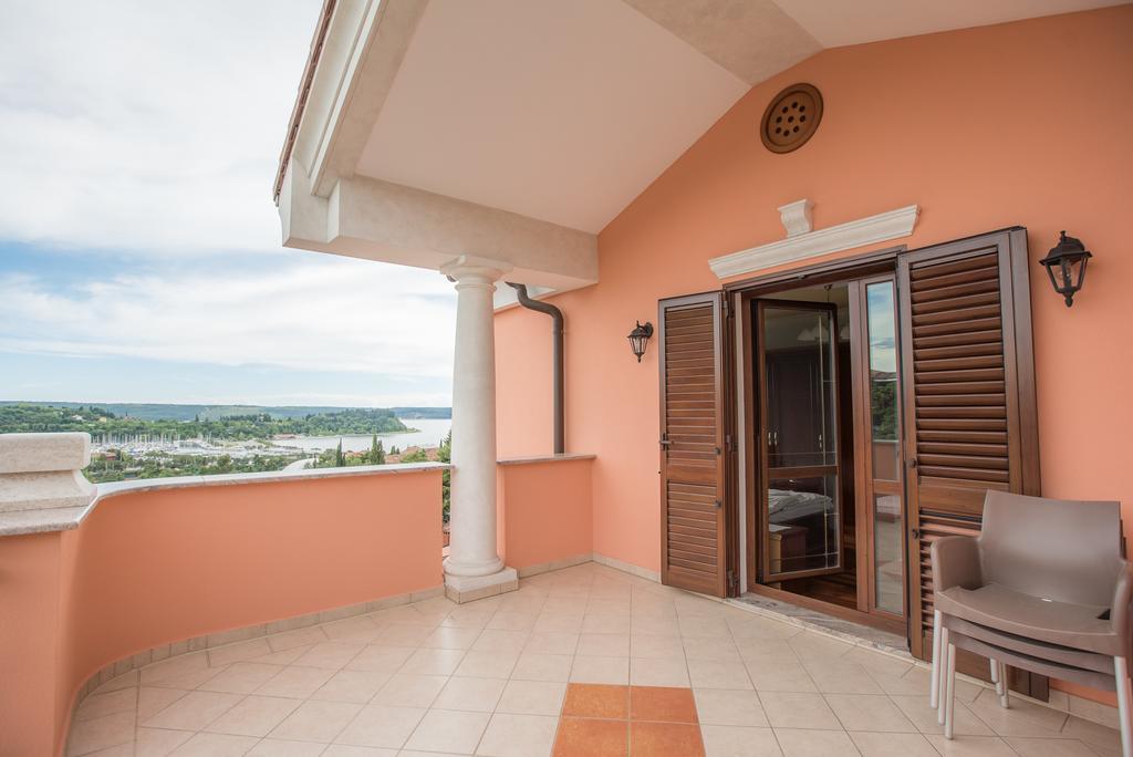 Apartments Leonarda ポルトローシュ エクステリア 写真