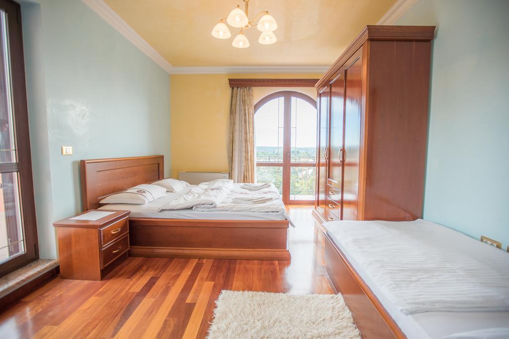 Apartments Leonarda ポルトローシュ エクステリア 写真