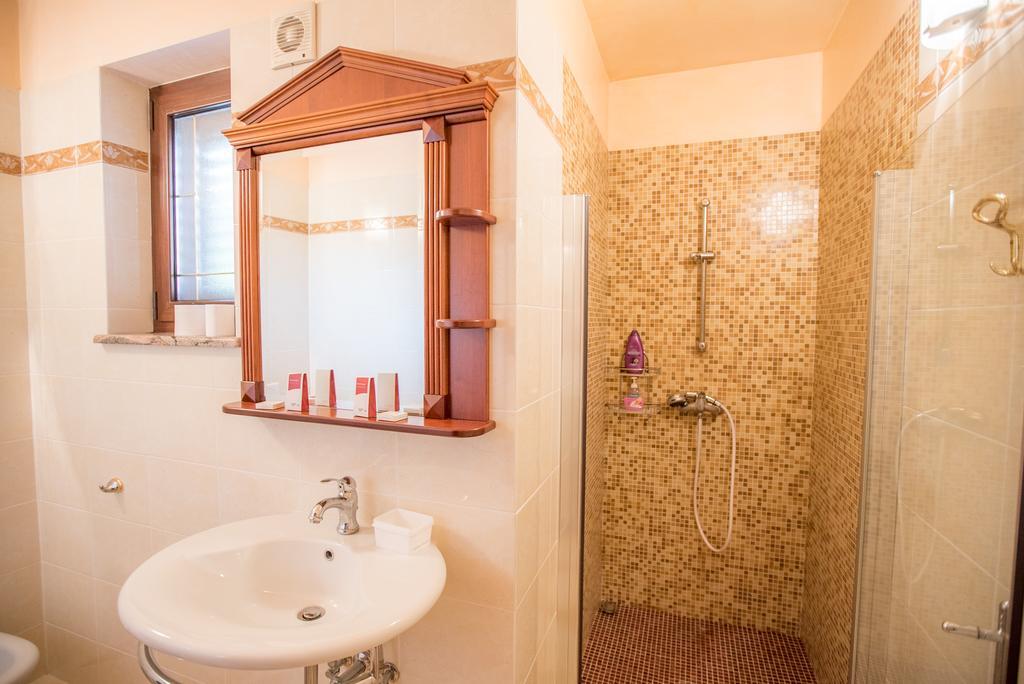 Apartments Leonarda ポルトローシュ エクステリア 写真