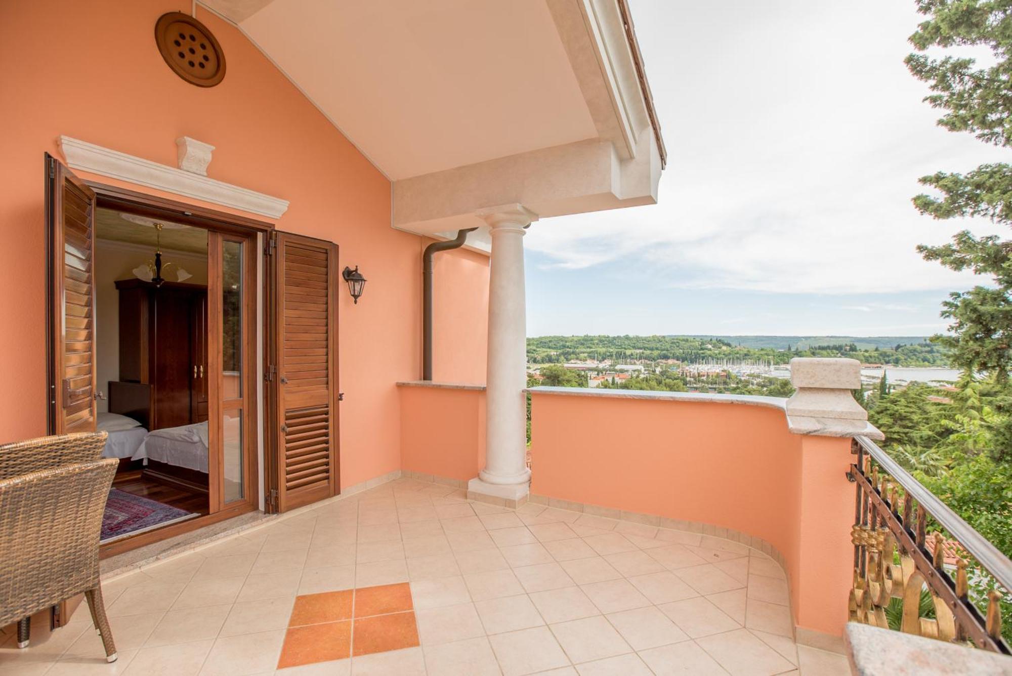 Apartments Leonarda ポルトローシュ エクステリア 写真